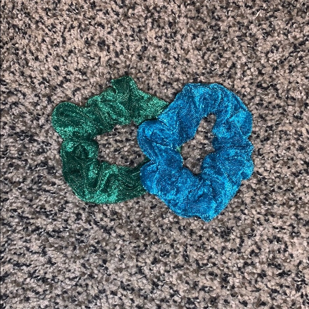 blue and green velvet hair scrunchie
